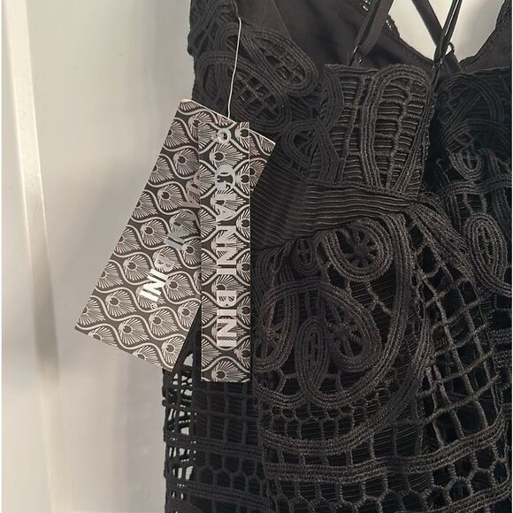 Gianni Bini Monica Lace Peplum Dress - Picture 7 of 8